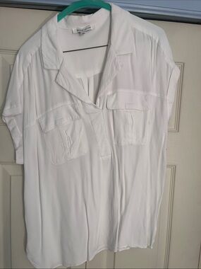 Rose & Olive White Short-Sleeve Utility Shirt